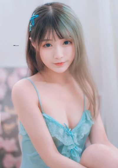 小小彬